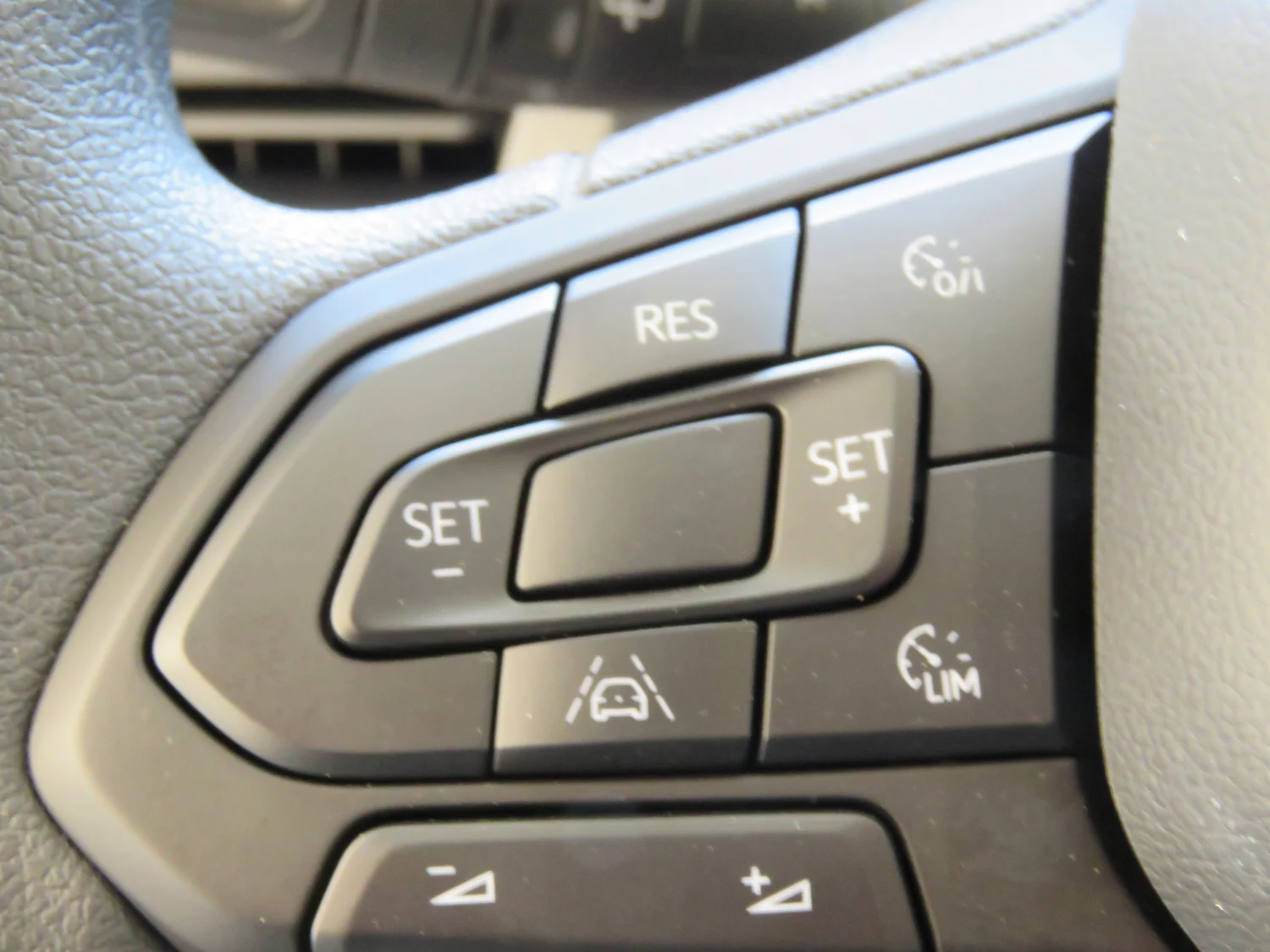 Bild eines e-Transporter Kastenwagen 160 kW