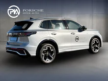 VW Tiguan R-Line TDI DSG in Oyster Silver Metallic