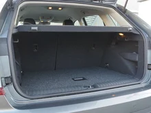 Škoda Kamiq Selection TSI in Graphit-Grau Metallic