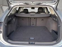 VW Passat Variant Business eTSI DSG in silber - metallic