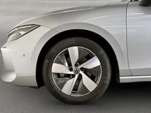 VW Passat Variant Business eTSI DSG in silber - metallic