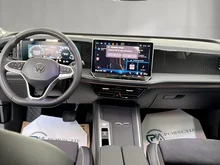 VW Passat Variant Business eTSI DSG in silber - metallic