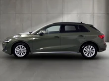 Audi A3 Sportback 30 TFSI in Distriktgrün Metallic
