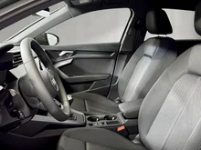Audi A3 Sportback 30 TFSI in Distriktgrün Metallic