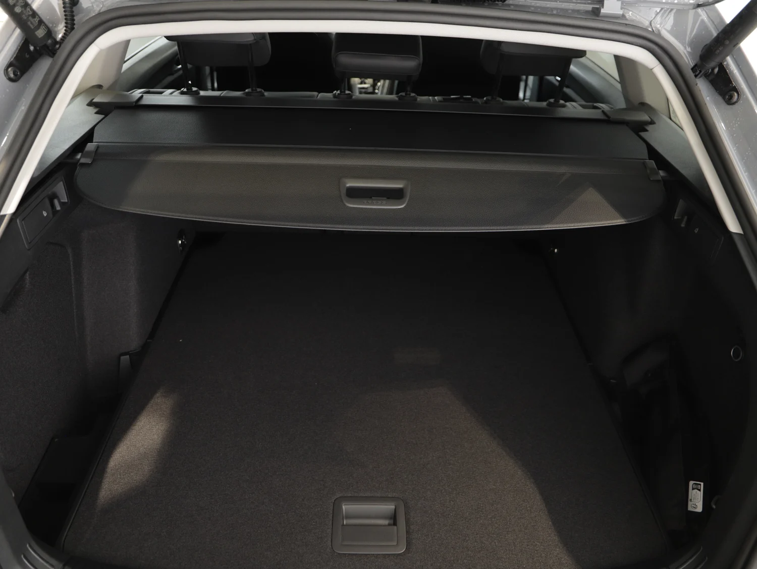 Bild eines Golf Variant Business mHeV DSG