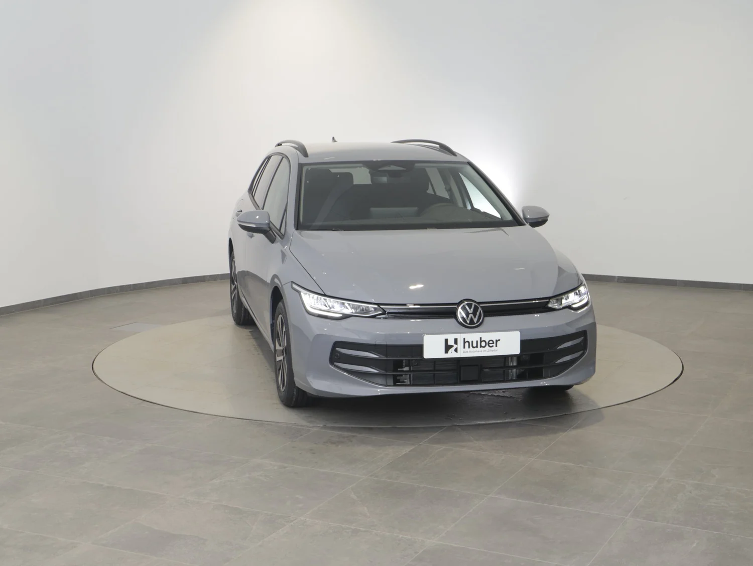 Bild eines Golf Variant Business mHeV DSG