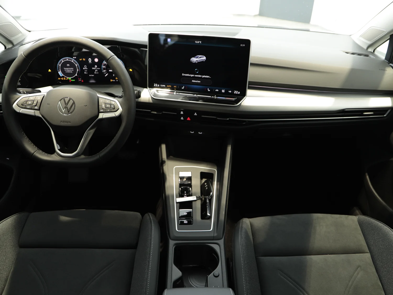Bild eines Golf Variant Business mHeV DSG