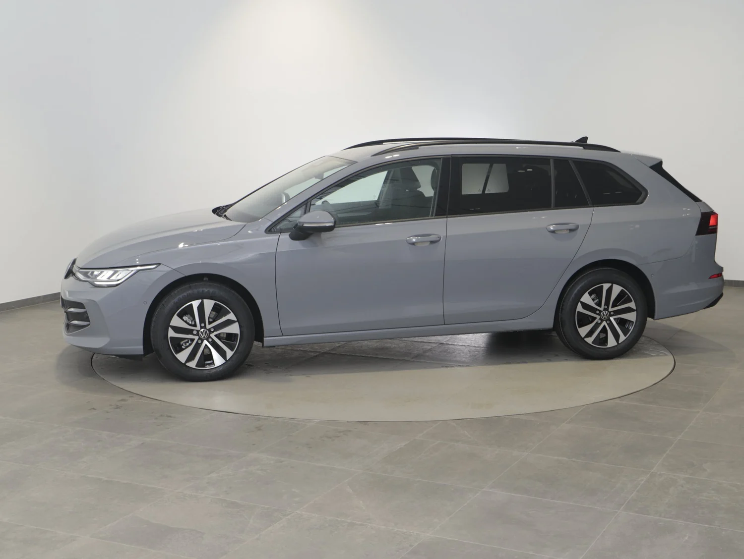 Bild eines Golf Variant Business mHeV DSG
