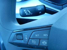 SEAT Arona Reference Edition 1.0 TSI in Candy-Weiß
