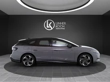 VW ID.7 Tourer GTX 4MOTION 250kW Business in Mondsteingrau Dach Schwarz