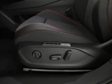 VW ID.7 Tourer GTX 4MOTION 250kW Business in Mondsteingrau Dach Schwarz