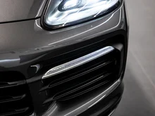 Porsche Cayenne E-Hybrid III in quarzitgraumetallic