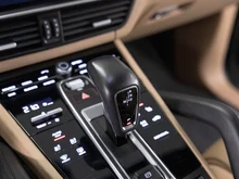 Porsche Cayenne E-Hybrid III in quarzitgraumetallic