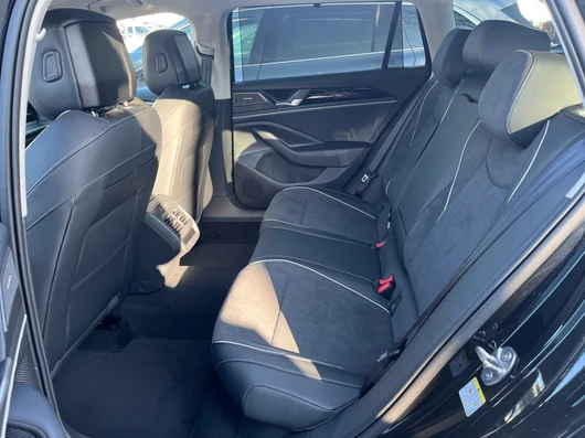 Bild eines Passat Variant Business eHybrid 150kW