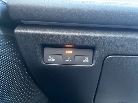 Bild eines Passat Variant Business eHybrid 150kW