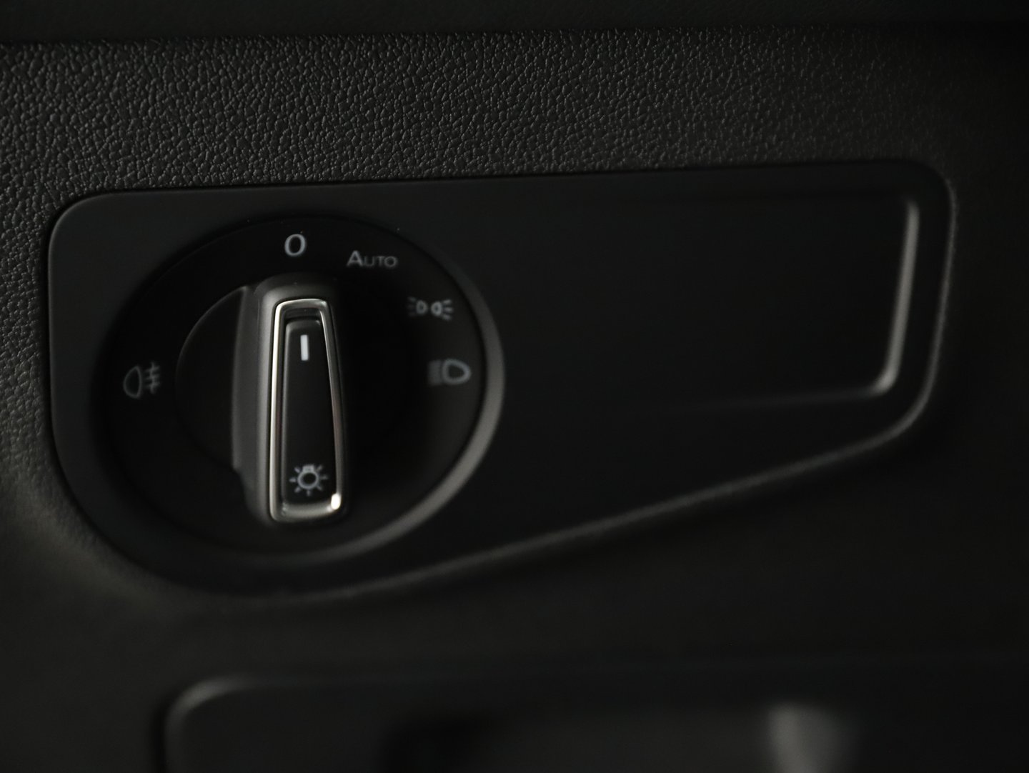 VW Tiguan Life TDI 4MOTION DSG | Bild 15 von 22