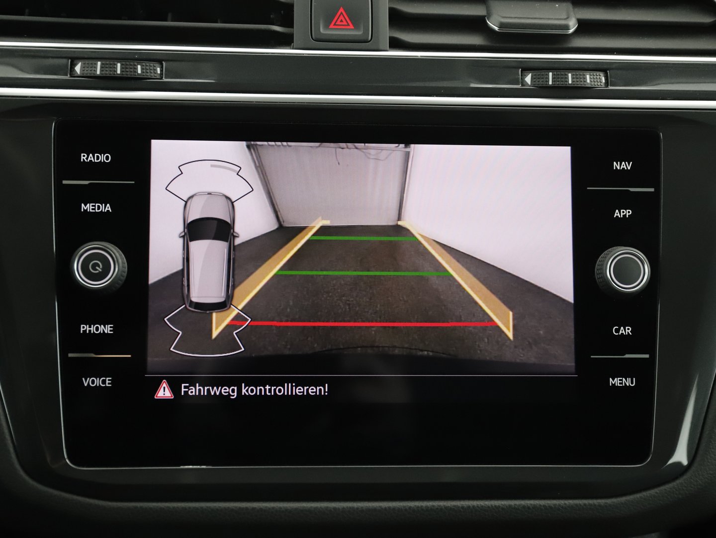 VW Tiguan Life TDI 4MOTION DSG | Bild 11 von 22