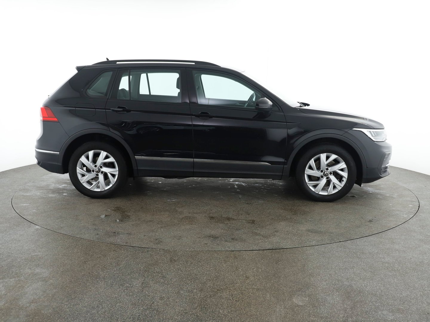 VW Tiguan Life TDI 4MOTION DSG | Bild 4 von 30