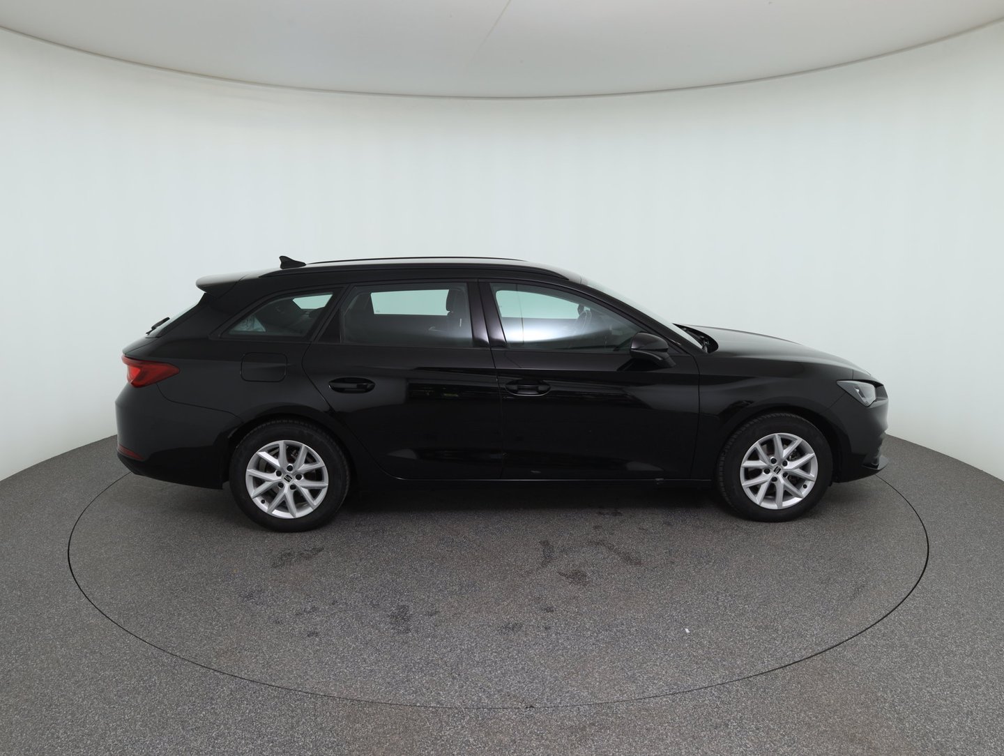 SEAT Leon SP Kombi Style 1.0 TSI | Bild 4 von 23