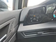 VW Golf Sport mHEV TSI DSG in Oryxweiß Perlmutteffekt  Dach schwarz