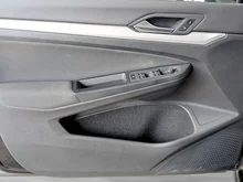 VW Golf Life TSI ACT in Deep Black Perleffekt