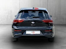 VW Golf Life TSI ACT in Deep Black Perleffekt