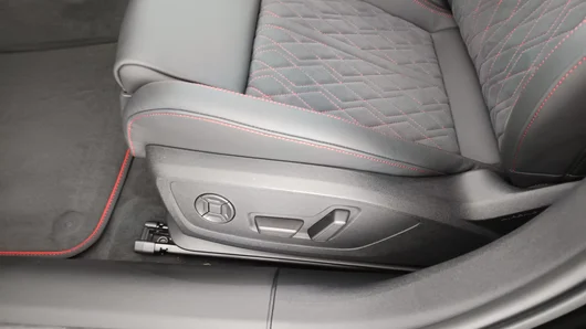 Bild eines Audi A6 Limousine quattro TDI 150 kW