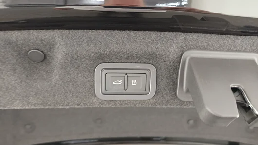 Bild eines Audi A6 Limousine quattro TDI 150 kW