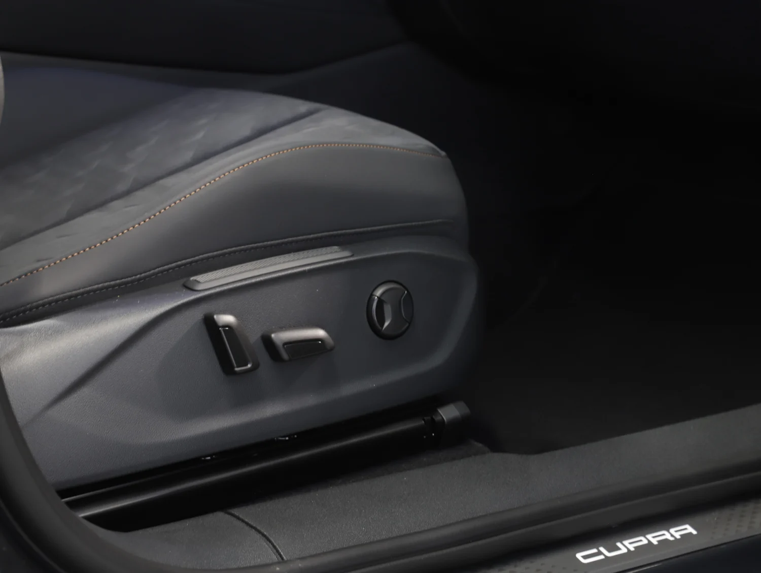 Bild eines CUPRA Terramar 1.5 e-TSI 150 PS DSG