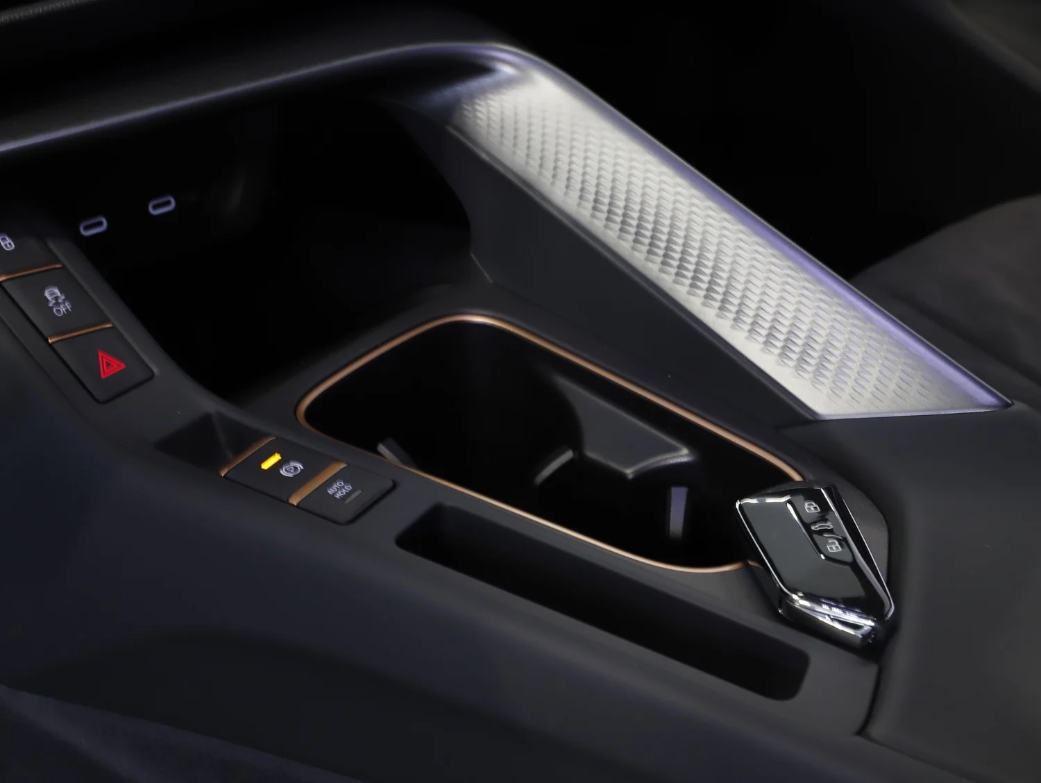 Bild eines CUPRA Terramar 1.5 e-TSI 150 PS DSG