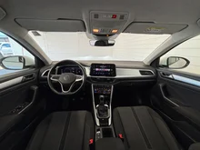 VW T-Roc Life TSI in Pure White