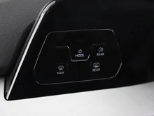 VW Golf Life TSI in PURE WHITE