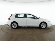 VW Golf Life TSI in PURE WHITE