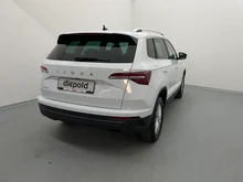 Škoda Karoq Selection TSI in 2Y Moon-Weiss Metallic