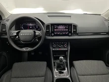 Škoda Karoq Selection TSI in 2Y Moon-Weiss Metallic