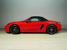 Porsche 718 Boxster T in indischrot