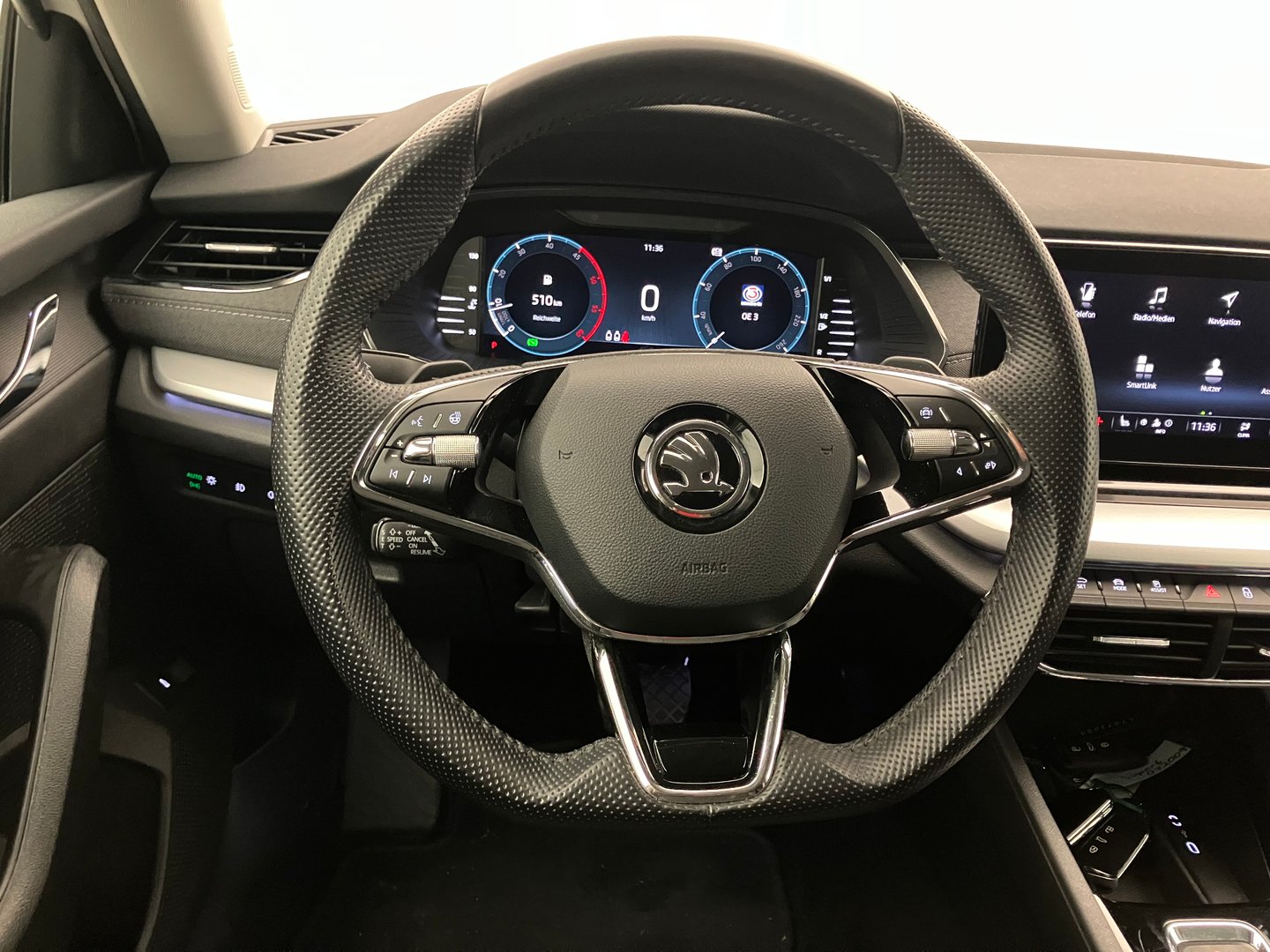 Škoda OCTAVIA Premium TDI DSG | Bild 13 von 28