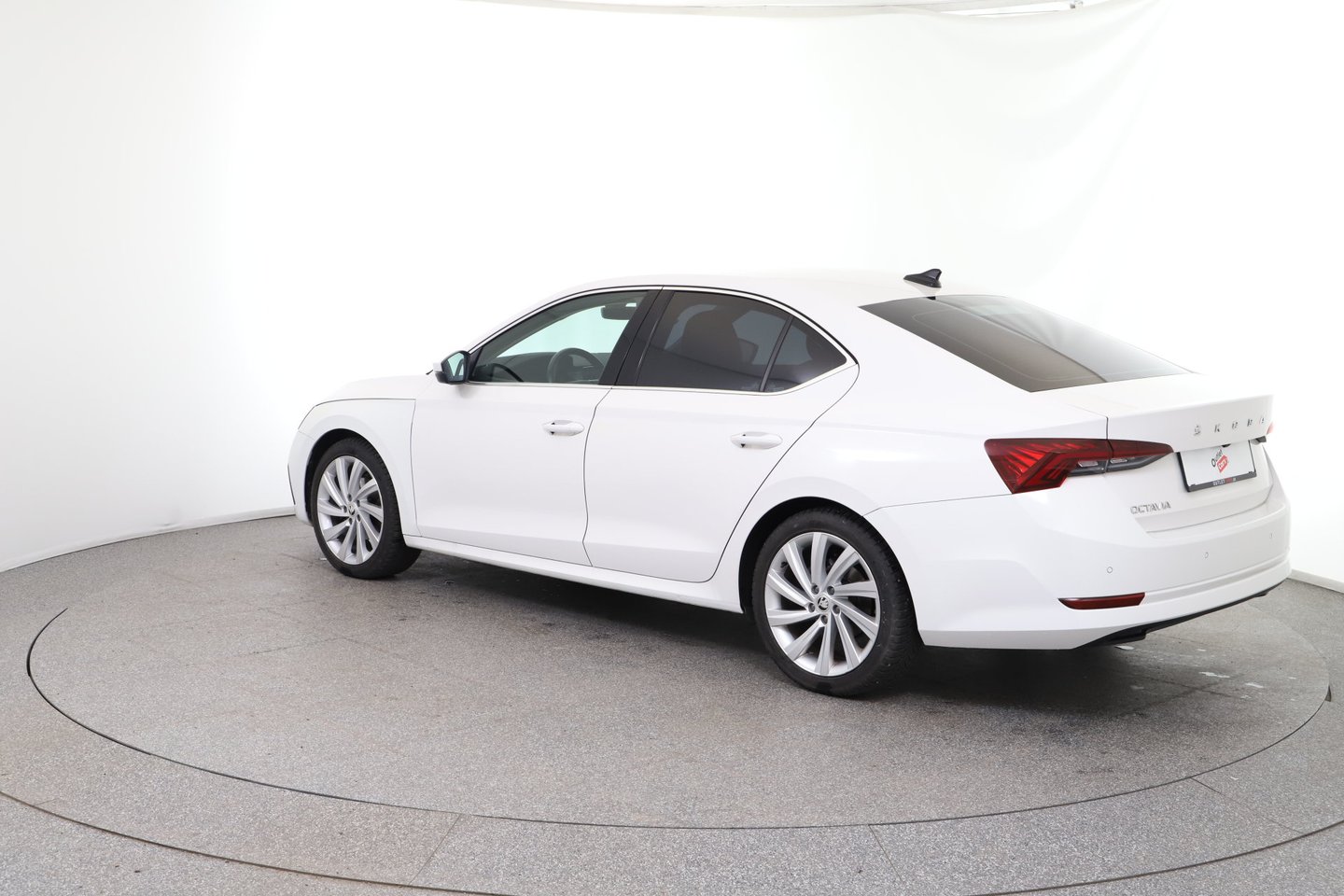 Škoda OCTAVIA Premium TDI DSG | Bild 3 von 28