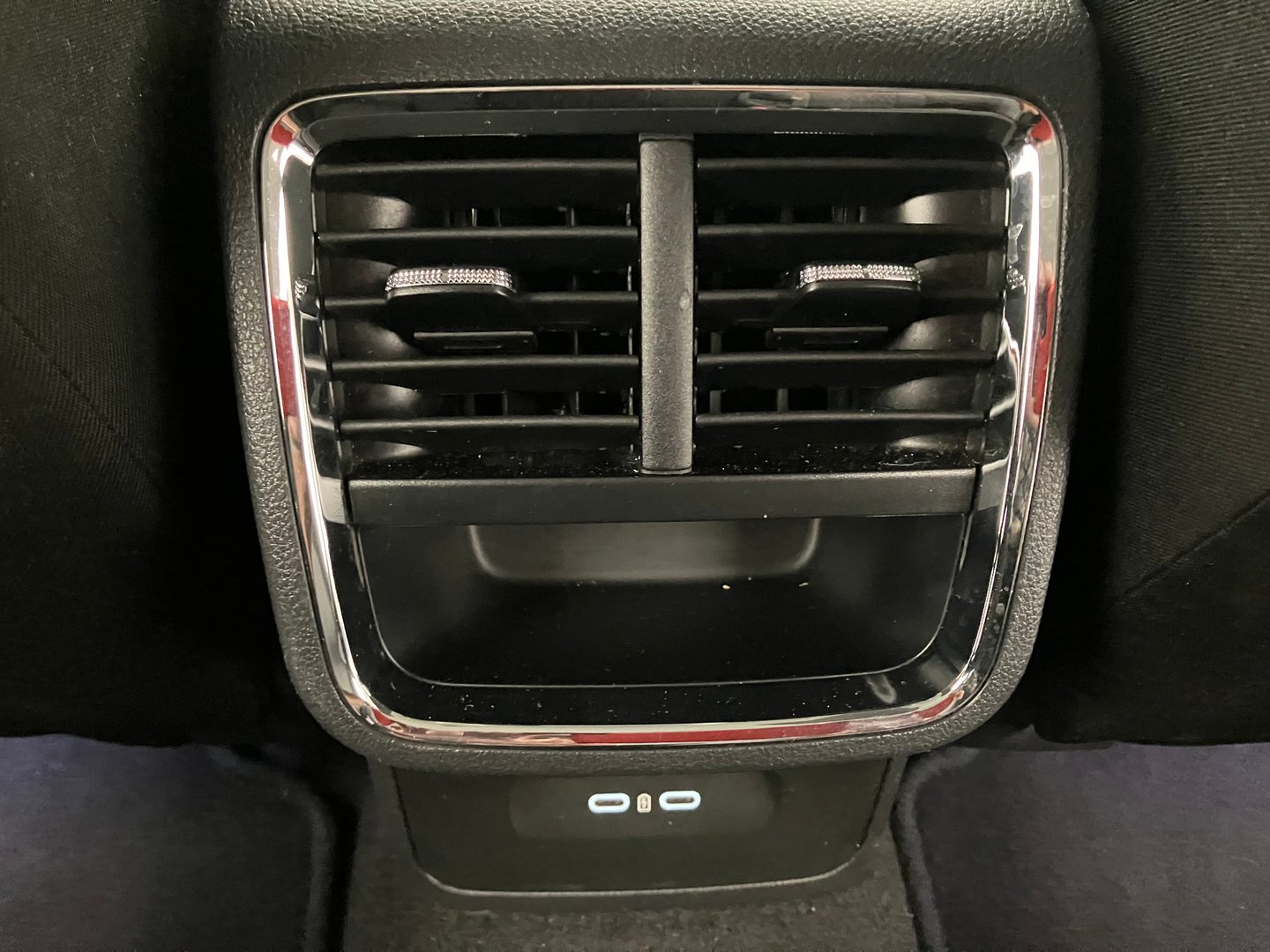 Škoda OCTAVIA Premium TDI DSG | Bild 24 von 28
