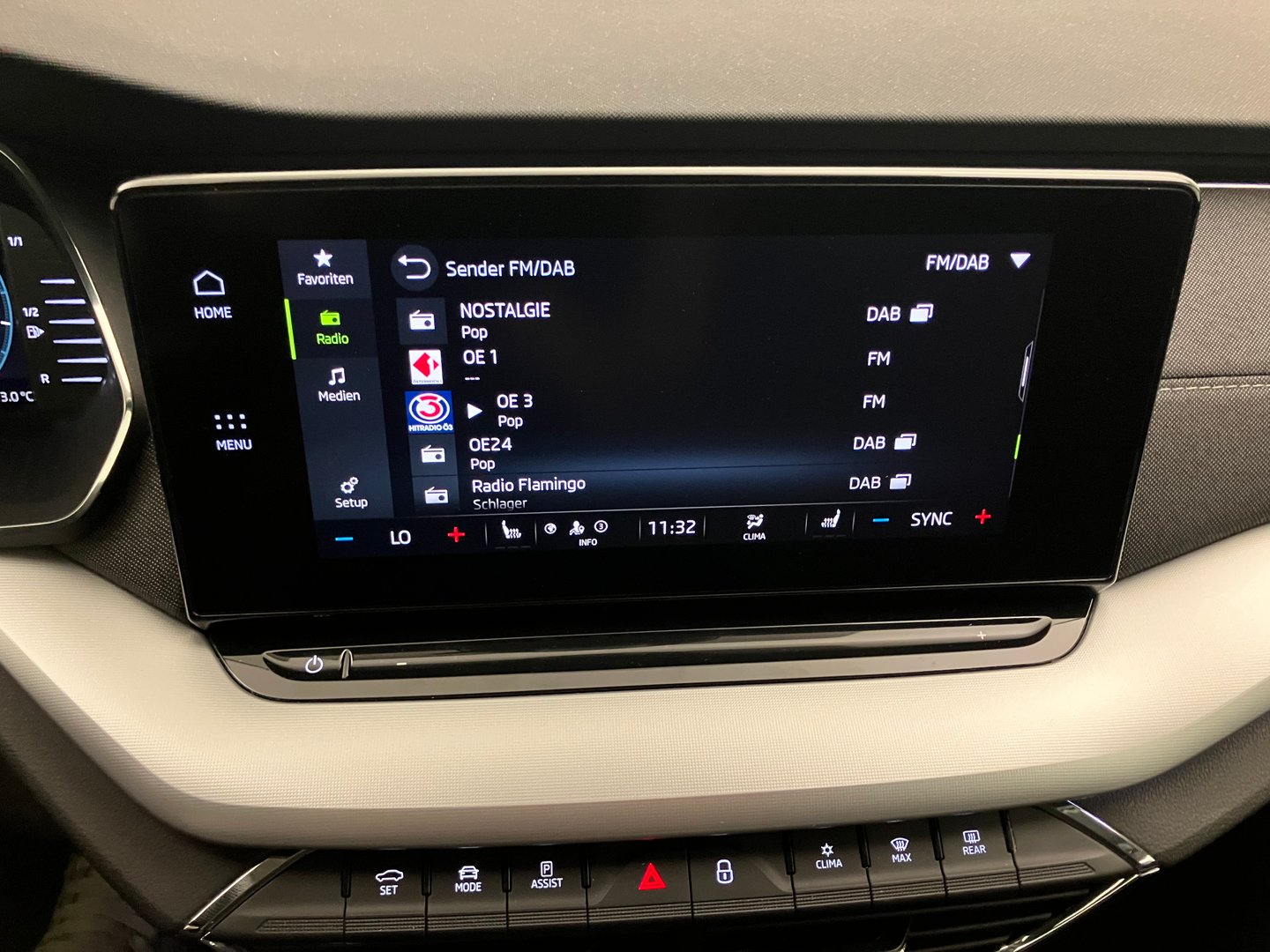 Škoda OCTAVIA Premium TDI DSG | Bild 20 von 28