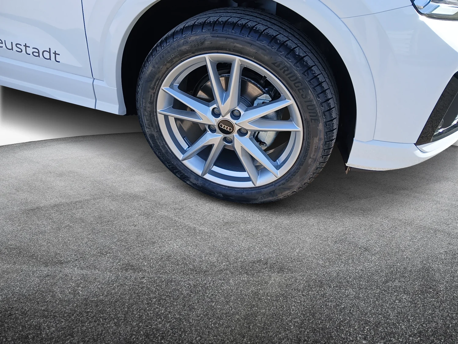 Bild eines Audi Q2 30 TFSI admired