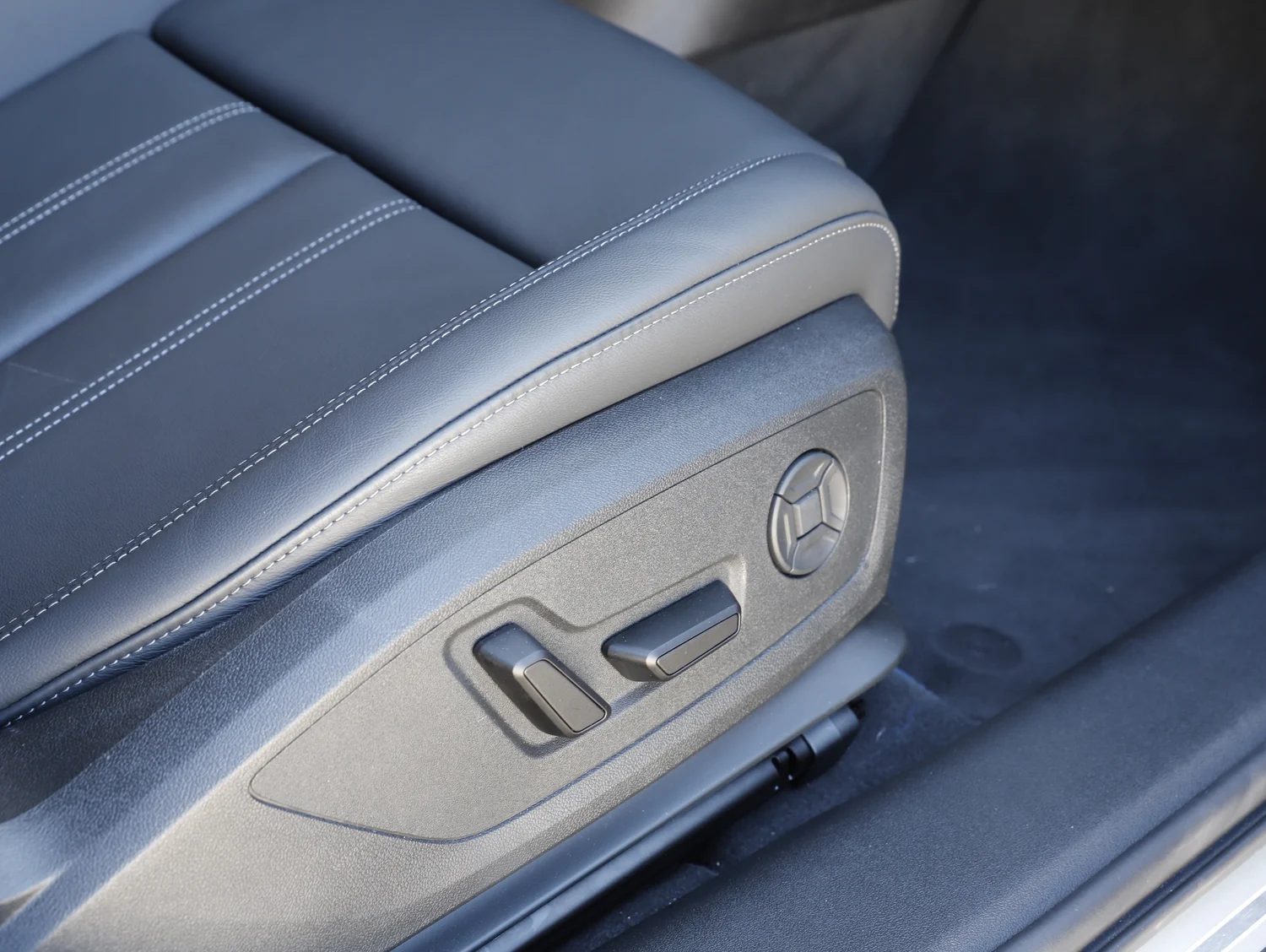 Bild eines Audi A6 Avant e-tron