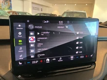 Škoda Enyaq Sportline 80 in Black-Magic Perleffekt