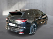 Škoda Enyaq Sportline 80 in Black-Magic Perleffekt