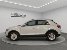 VW T-Roc Design TSI in White Silver Met.