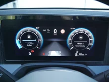 VW Passat Variant Business TDI DSG in Diabasgrau Metallic