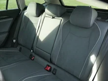 VW Passat Variant Business TDI DSG in Diabasgrau Metallic