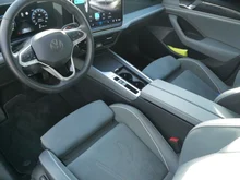 VW Passat Variant Business TDI DSG in Diabasgrau Metallic