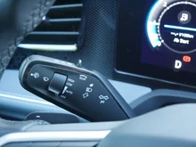 VW Passat Variant Business TDI DSG in Diabasgrau Metallic