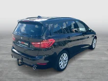 BMW 2xx 218d Gran Tourer in braun